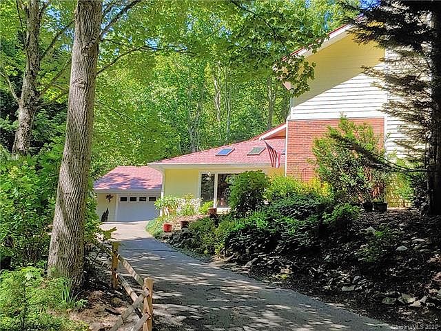 1st image of 45 Sanctuary Dr
