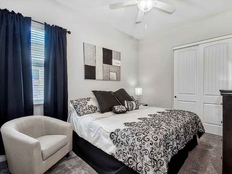 15262 W Garfield St — Photo 12