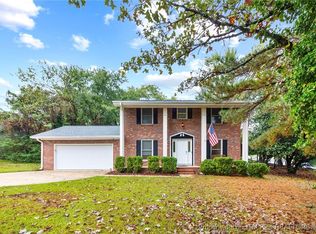 7102 Evanston St, Fayetteville, NC 28314