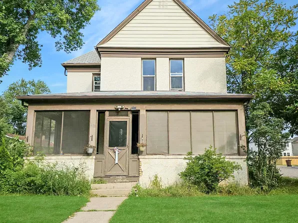 418 N 7th St, Brainerd, MN 56401