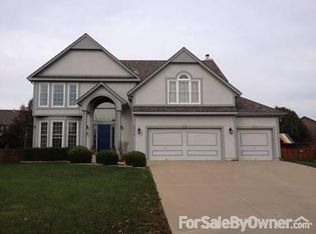 8010 W 145th Ter, Overland Park, KS 66223