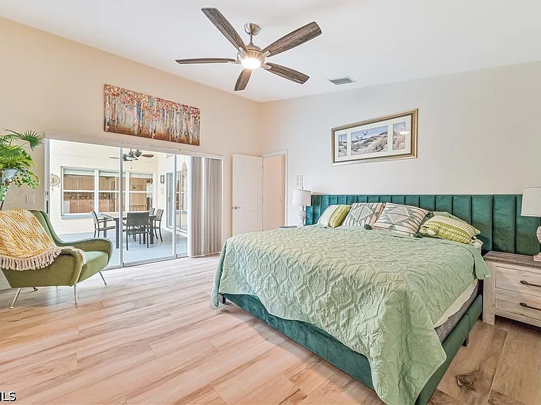 14980 Lake Olive Dr — Photo 16