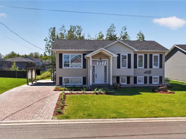 303 Chatellerault, Shediac, NB E4P 1M5