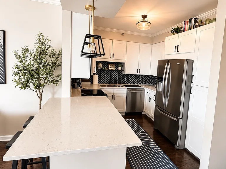 435 W Erie St #2108 — Photo 14