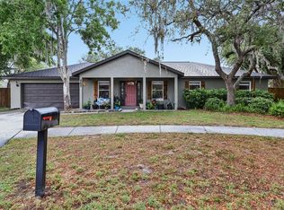 565 Chula Woods Ct, Chuluota, FL 32766