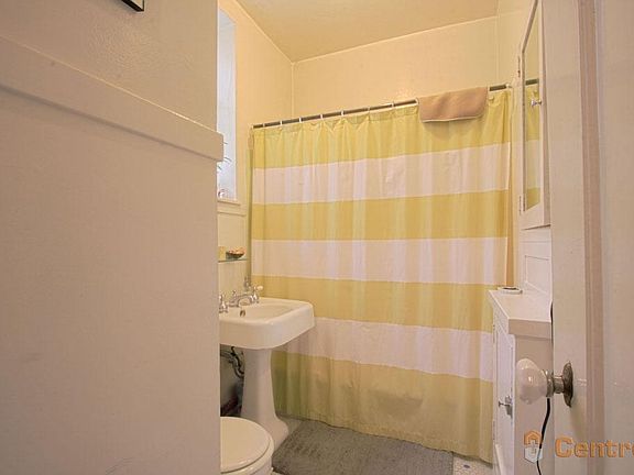 5th image of 2045 California St #12