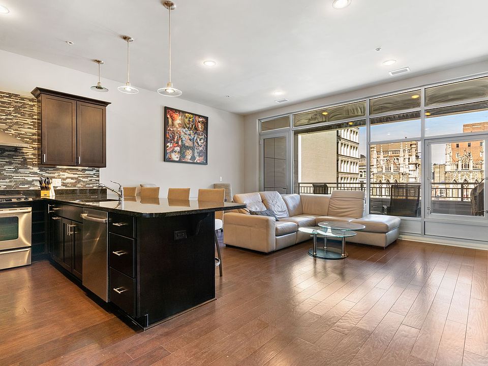 1st image of 301 5th Ave Unit 613