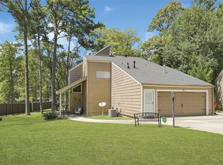 111 Springs Edge Dr, Montgomery, TX 77356