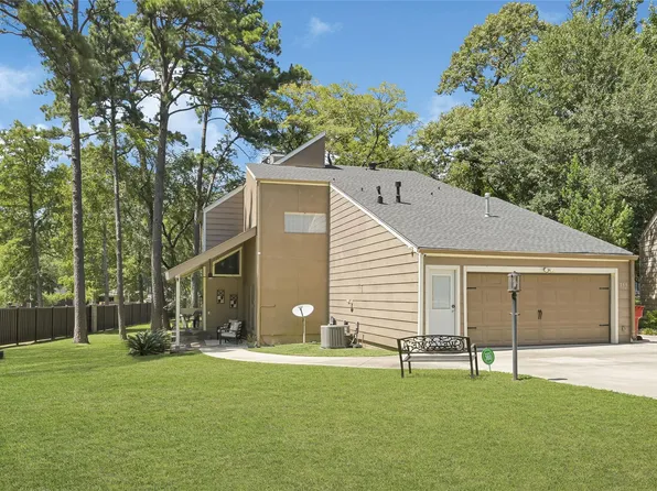 111 Springs Edge Dr, Montgomery, TX 77356