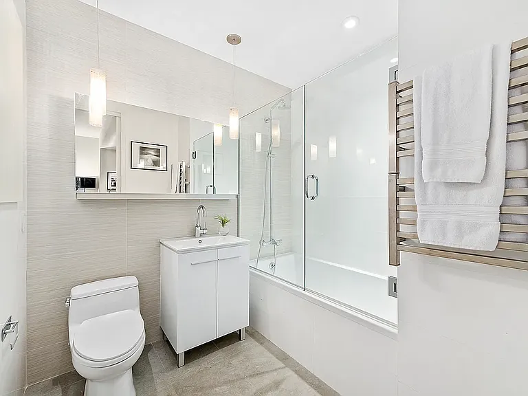 71 Nassau St #10B — Photo 4
