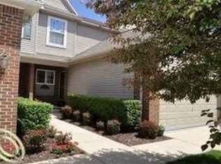 530 Newberry Ln, Howell, MI 48843