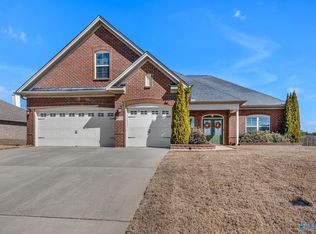 16125 Bruton Dr NW, Harvest, AL 35749