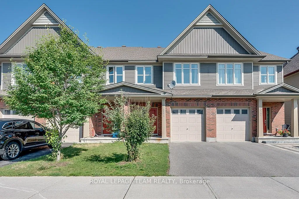 3 bed, $2,700 — Photo 1