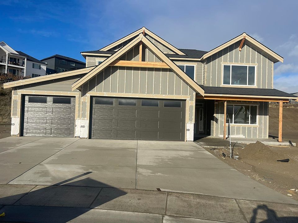 1st image of 18004 E Wind Rose Ct