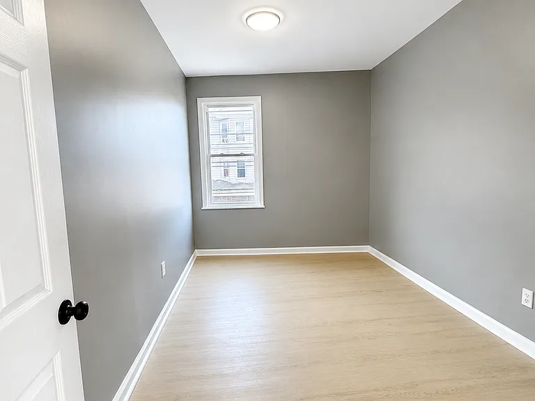 335 Myrtle Ave #2 — Photo 9