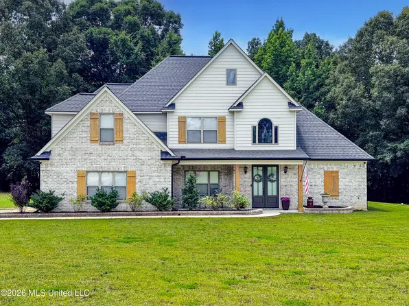 249 Autumn Oaks Dr, Lamar, MS 38642