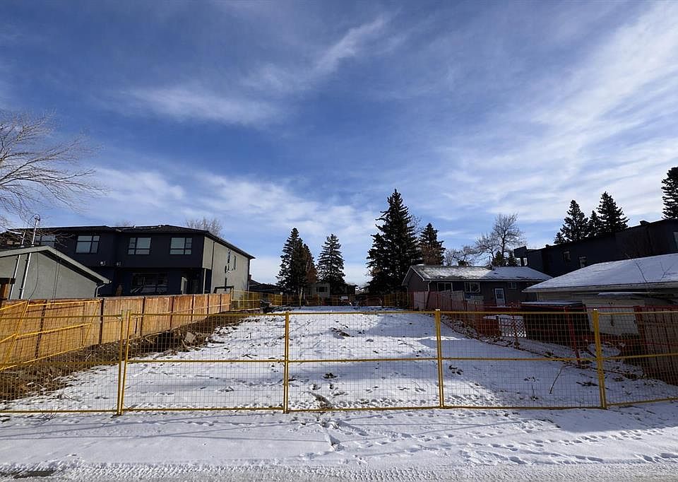 2nd image of 3711 41st St SW