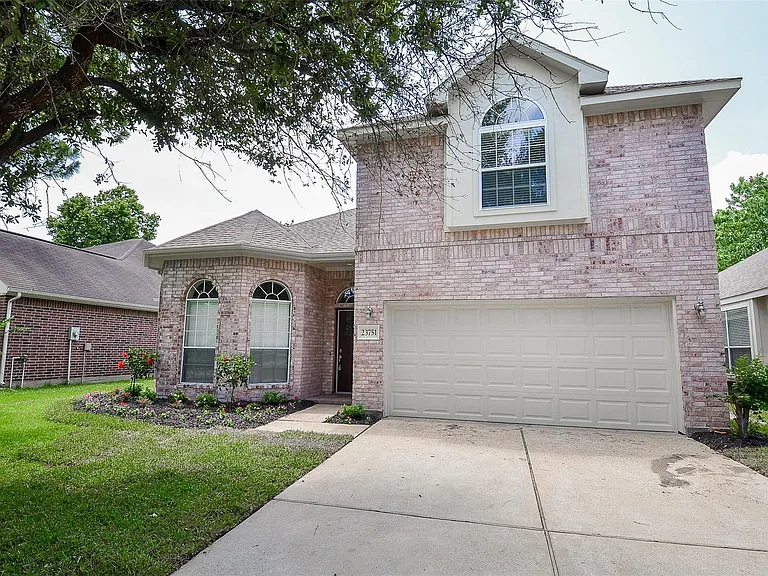 23751 River Place Dr — Photo 2