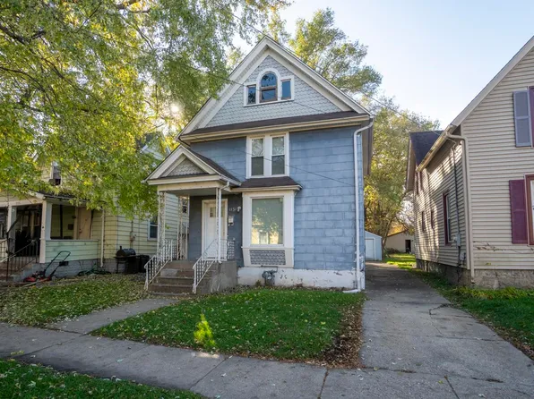 1131 Crosby St, Rockford, IL 61107