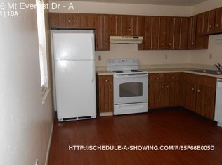 326 Mount Everest Dr APT A, Fenton, MO 63026