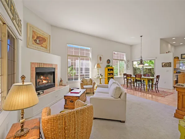 4416 Autumn Leaf Ln, Santa Fe, NM 87507