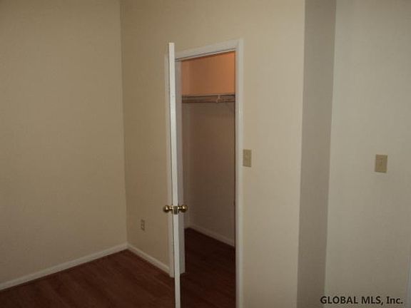 2nd image of 452A Hudson Ave