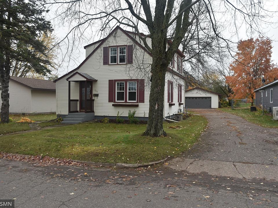 1st image of 640 4th St SE