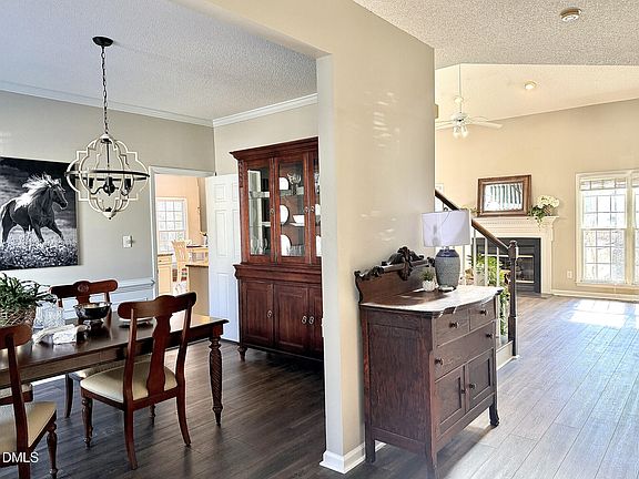 5th image of 12200 Freemont Ln