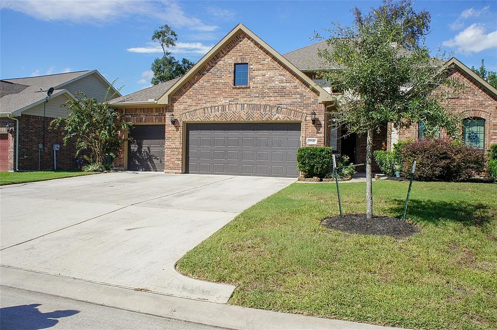 2042 Brodie Ln Conroe TX 77301 Zillow