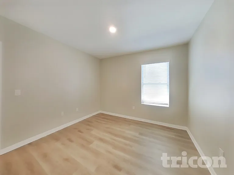 5994 Churchill Square Way — Photo 14