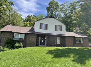 11 Tecumseh Trl, Huntington, WV 25705