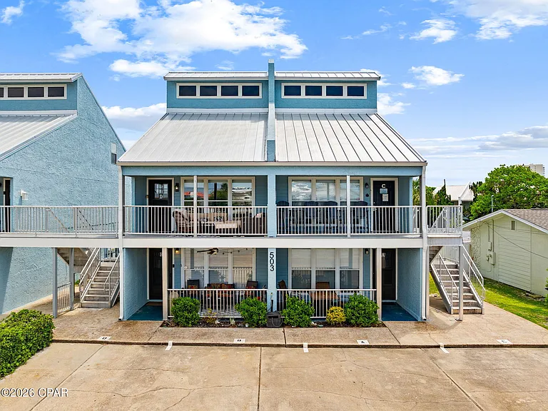 503 Granada Cir #503B — Photo 1