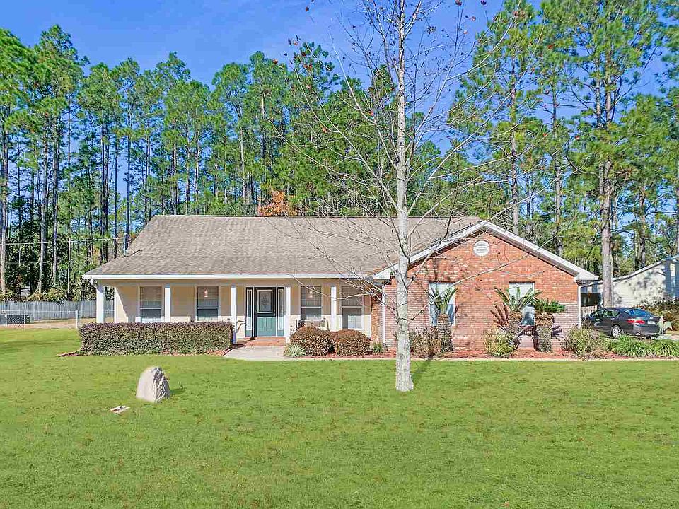 1st image of 110 Fox Run Cir