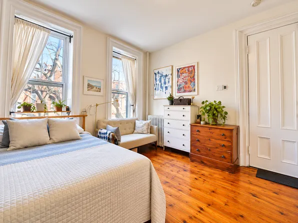 124 Berkeley Place image 1 of 3