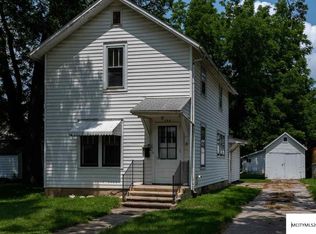 240 7th St SE, Mason City, IA 50401