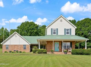 114 Emily Lynn Rd, Sarah, MS 38665
