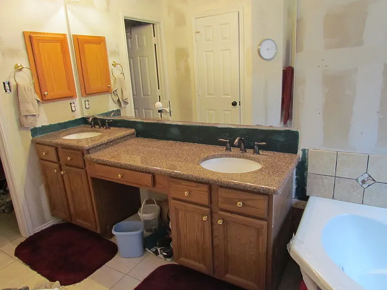 3856 Harrison Dr — Photo 4