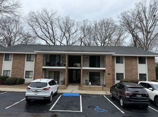 132 Swartz Rd APT C-6, Lexington, SC 29072