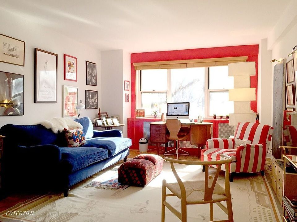 1st image of 14 Horatio St APT 4B