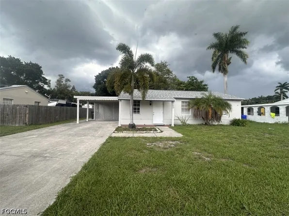 1665 Moreno Ave, Fort Myers, FL 33901