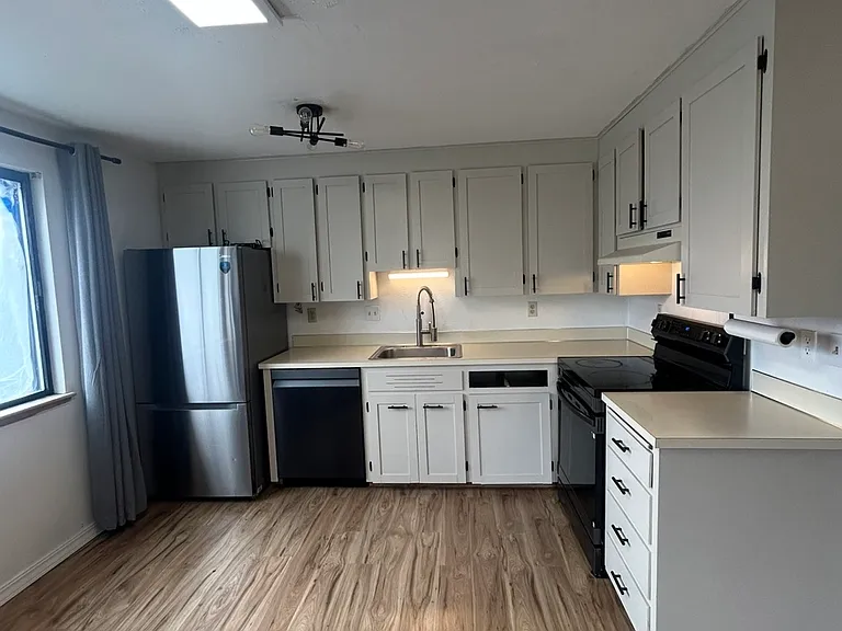 1810 N Regal St #1808 — Photo 2