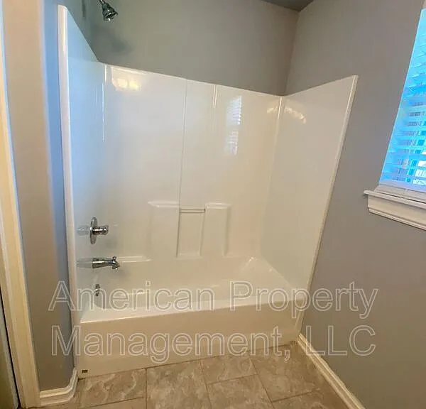 5312 Charleston Dr — Photo 27