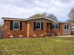 3214 Fairacres Rd SW, Huntsville, AL 35805