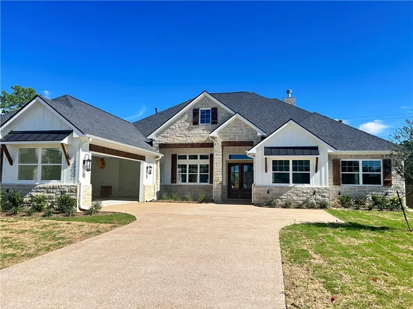 2032 Pebble Bend Dr, College Station, TX 77845