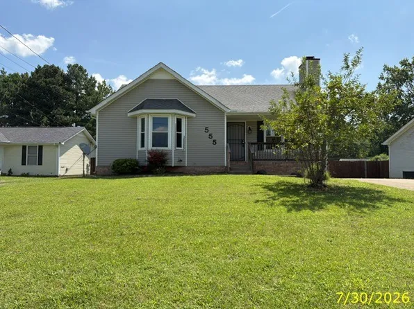 555 Anita Dr, Clarksville, TN 37042