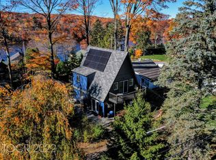 64 Belford Dr, Hewitt, NJ 07421