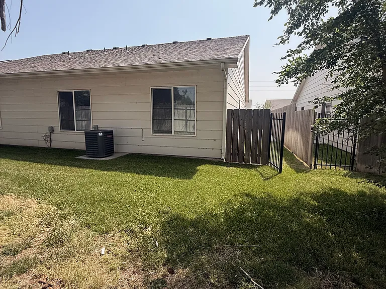 4521 N Froli St #4521 — Photo 8