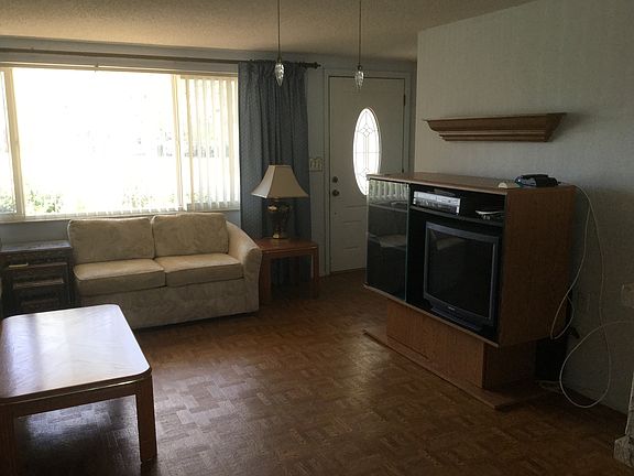 Entrance to Living room