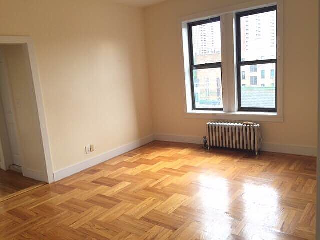 2nd image of 250 Hawthorne St APT 2H