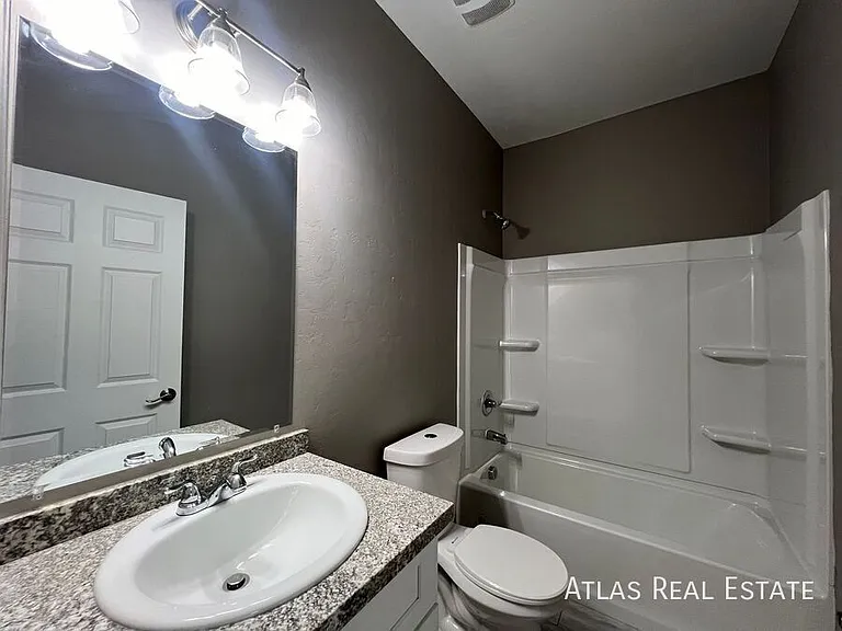 43 W Lester St — Photo 12